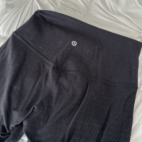 Lulu lemon women’s leggings - Picture 3 of 3